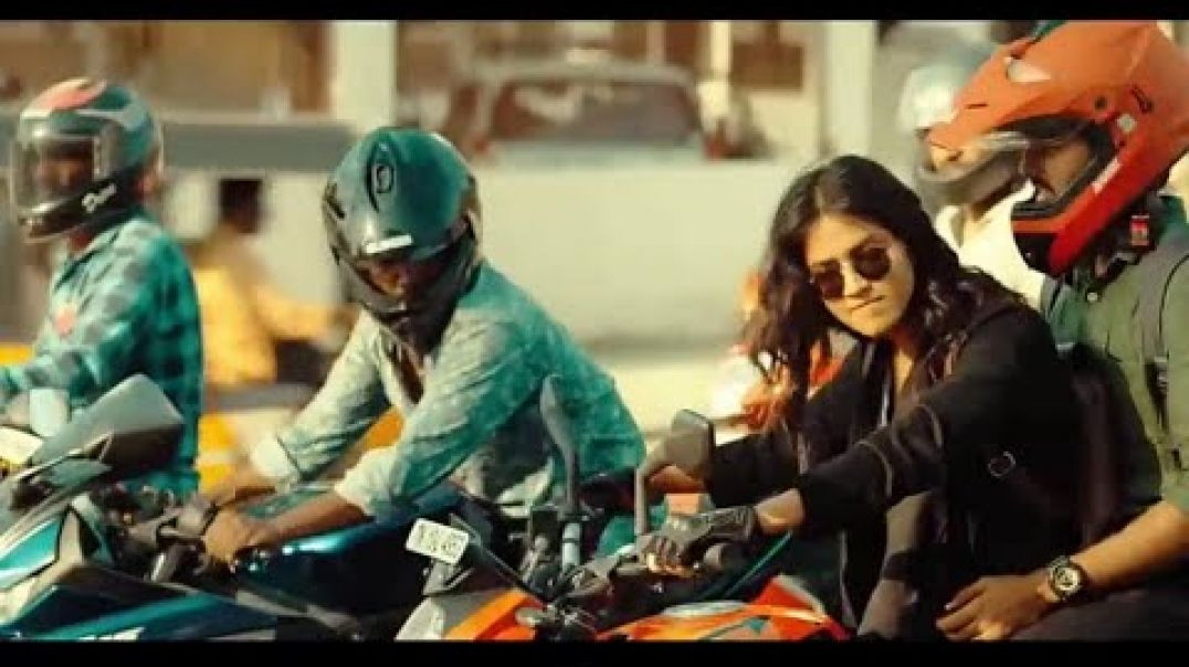 ⁣Amala Paul Bike Riding Satisfya - Imran Khan - KTM Rider - Bike Whatsapp Status - Rider - BikerGirlz