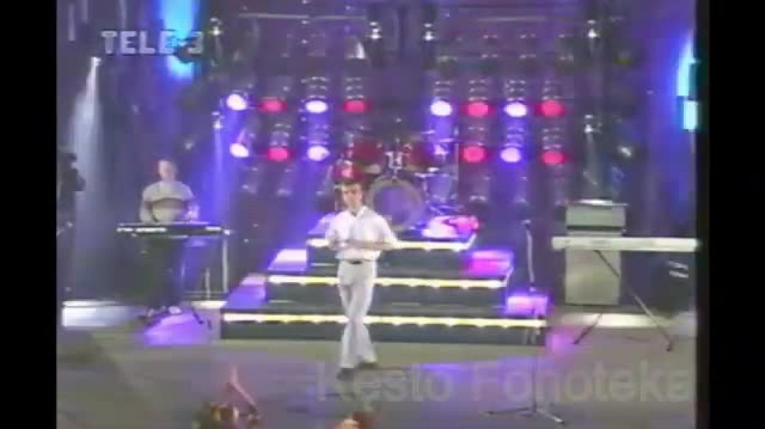 ŽVAIGŽDŽIŲ SPINDESYS  - Baltosios Rožės (pop tv 1995)