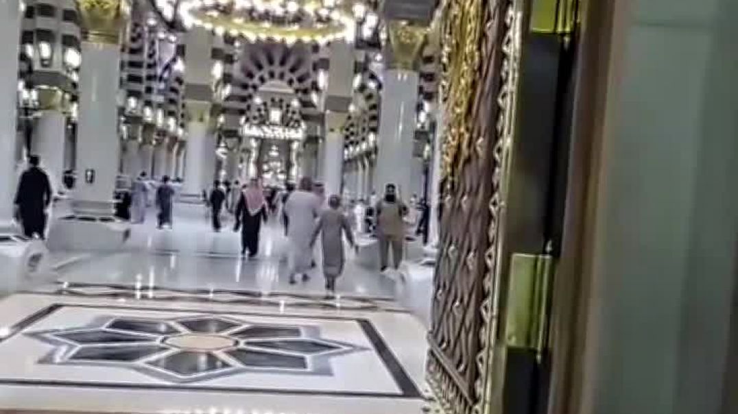 ⁣Там ты просишь не только за себя, но и за всех, кого любишь, и за тех, кого уже нет рядом