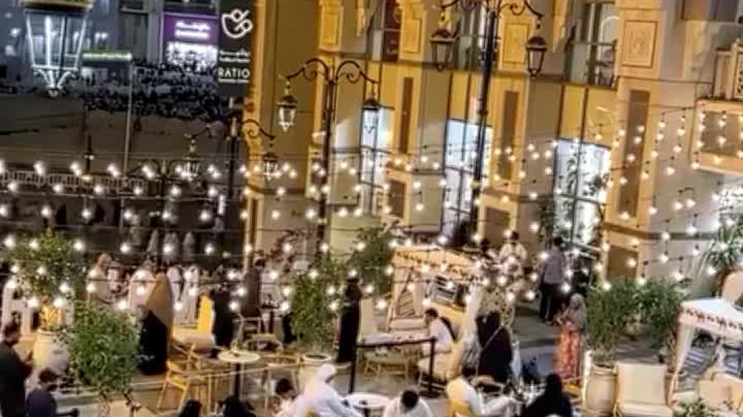 ⁣Умра лечит душу лучше любого психолога, потому что там ты находишь ответы в тишине