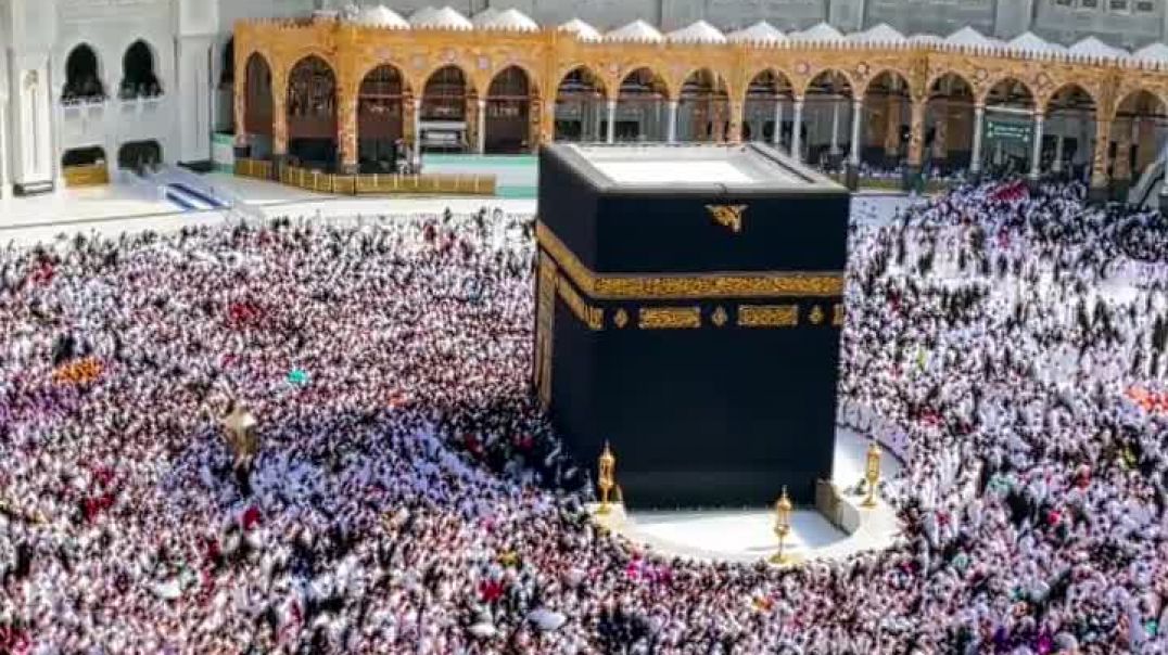 ⁣Самое трогательное в Хадже — это момент, когда ты понимаешь Аллах позвал именно тебя