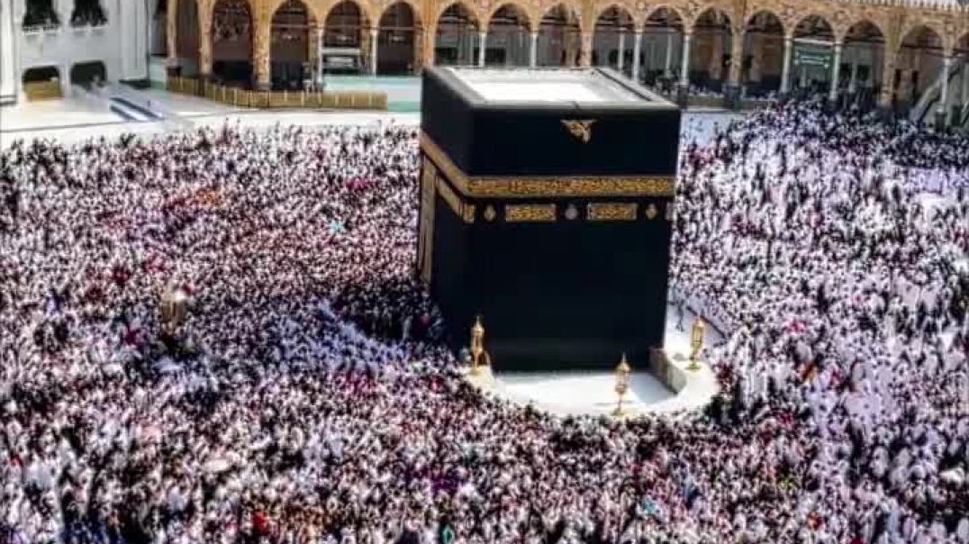 ⁣Хадж — не просто поездка, а особая встреча души с милостью, прощением и покорностью перед Аллахом.