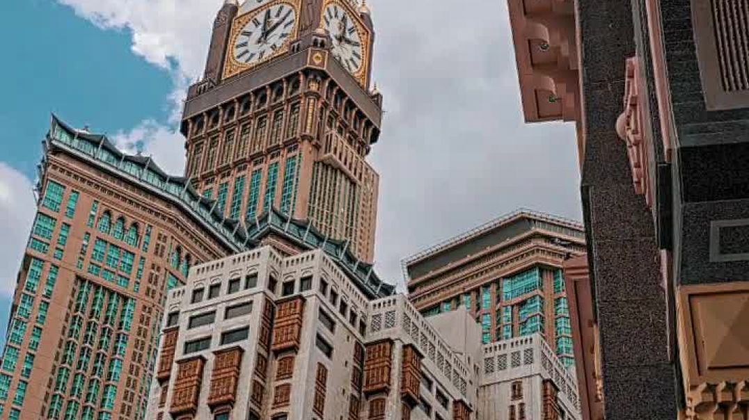 ⁣Хадж напоминает человеку- внешняя дорога однажды закончится