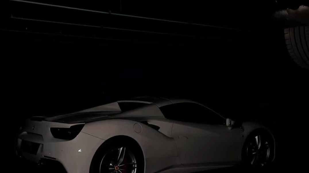 ⁣Сервис спорткаров в PRIVE Car Club Ferrari, amborghini, Porsche и премиальный уход