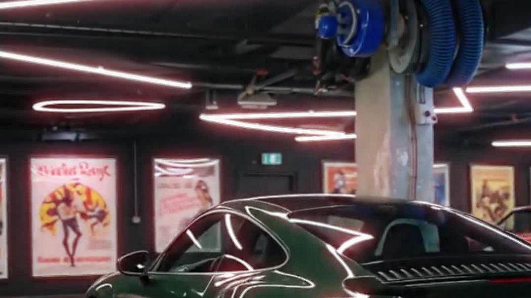 Сервис спорткаров Porsche 911 полировка авто защитные покрытия и оклейка зон риска