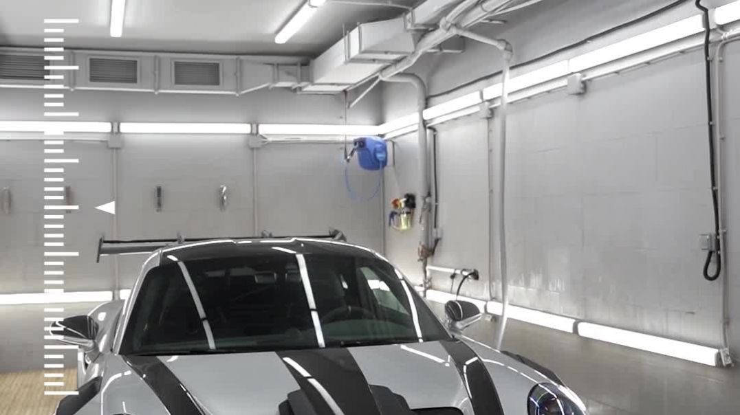 ⁣Сервис спорткаров Porsche GT3 RS мойка двигателя защитные покрытия и оклейка зон риска