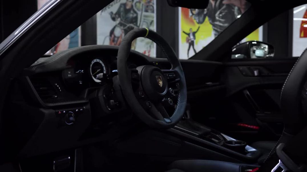 ⁣Карбон Porsche 911 GT3 RS и яркие кованые диски